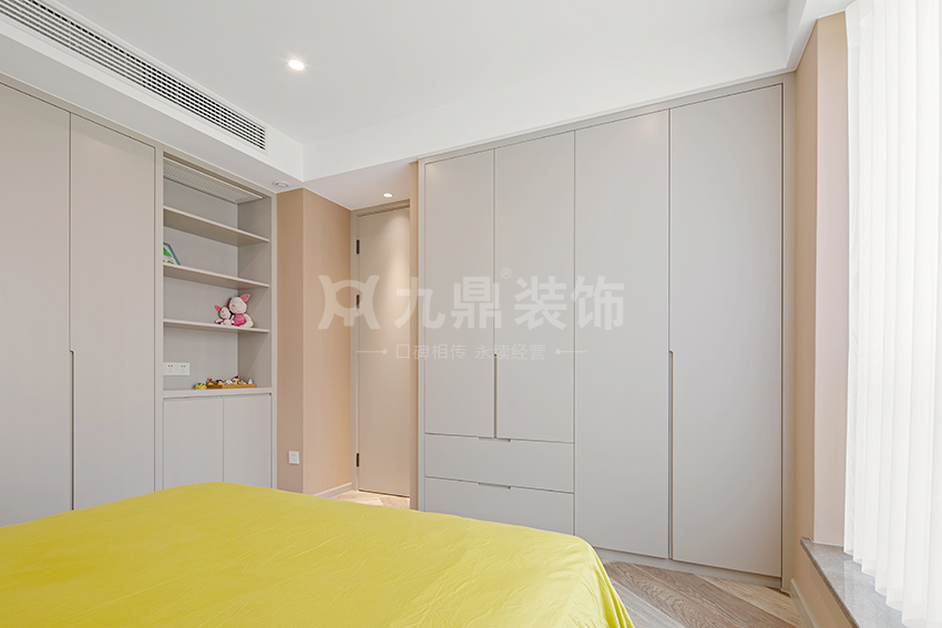 卧室装修实景图 卧室装修实景图