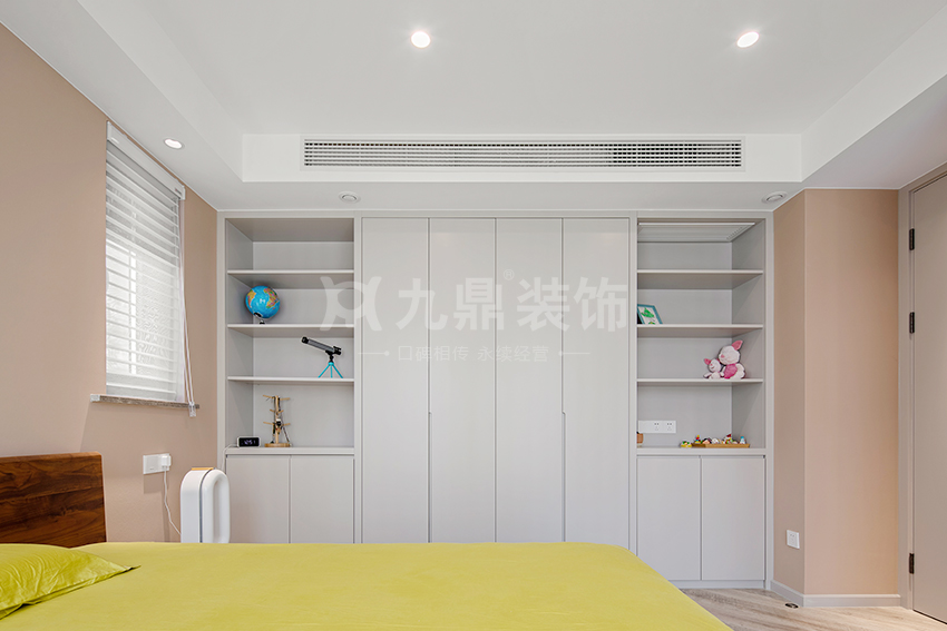 卧室装修实景图 卧室装修实景图
